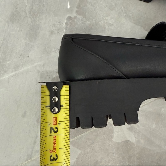 Women’s Guess Chunky Platform G Patterned Loafers Shoe Gold Buckle Size 8.5 - Picture 16 of 16